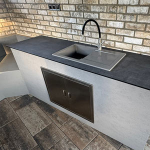 Deska se zapuštěným dřezem Deska se zapuštěným dřezem