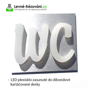 Logo z LED plexiskla, zasunuto v kartáčovaném dibondu